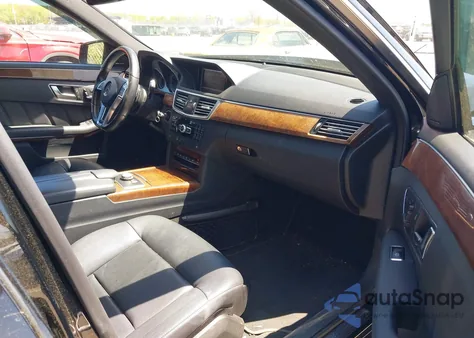 2013 Mercedes-Benz E 350 4Matic из США, поврежденный, VIN WDDHF8JB3DA766424